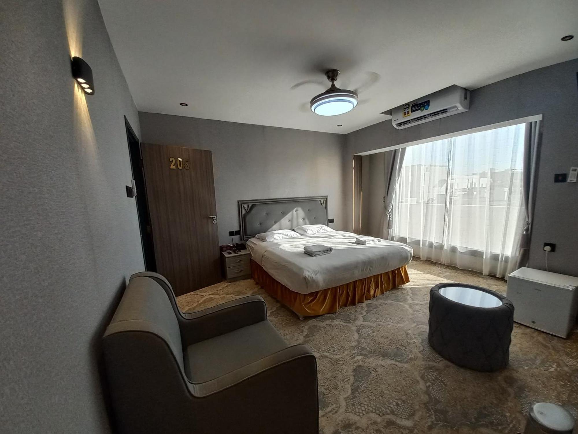Sur Hotel Exterior photo