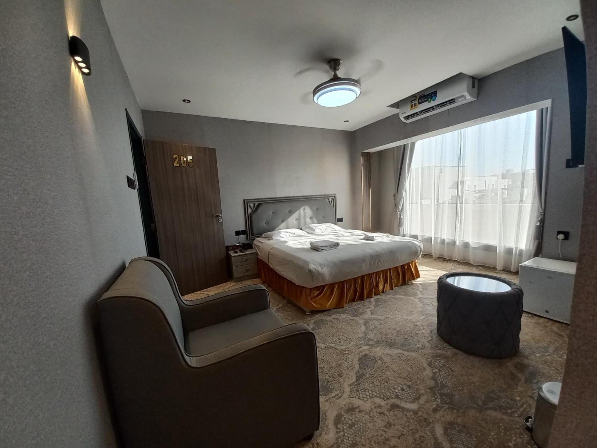 Sur Hotel Exterior photo